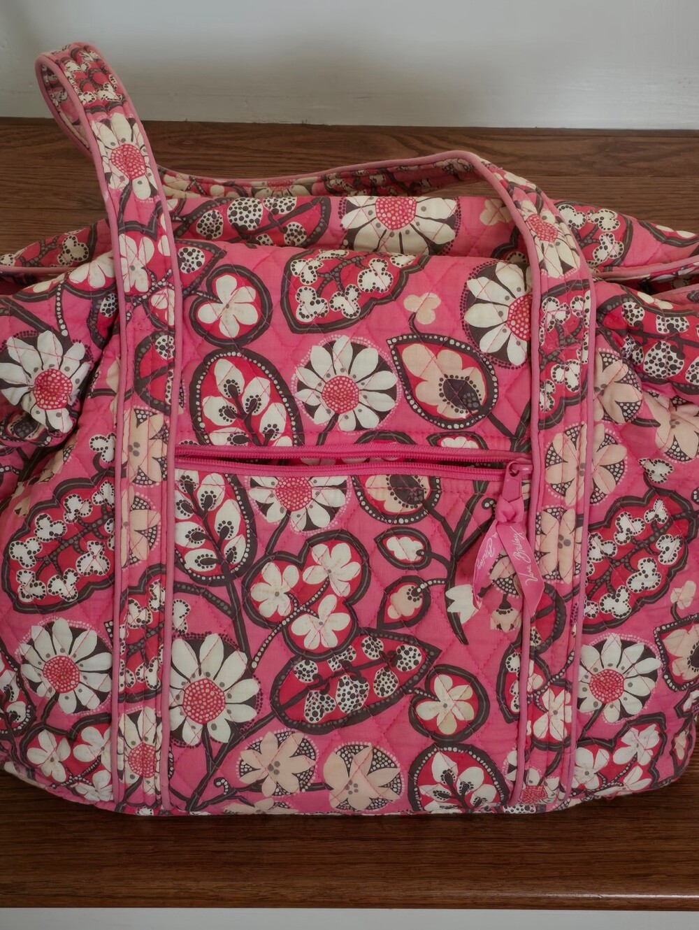Vera Bradley Handbag in Retired Mod Floral Pink - Vintage 2007 Quilted Co